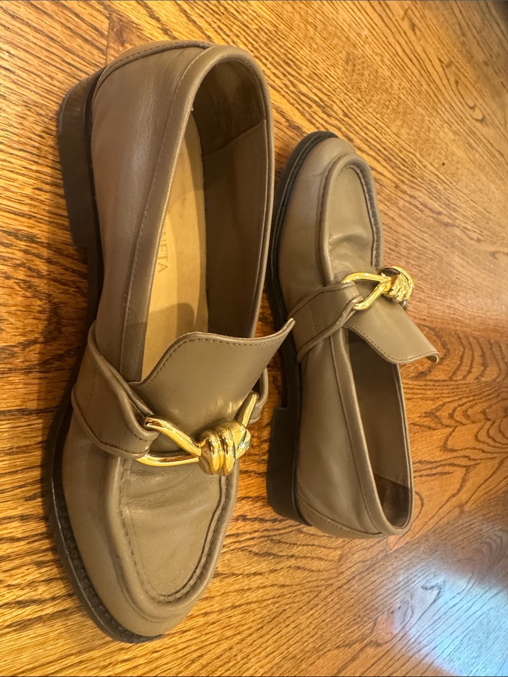 Bottega Veneta Taupe Leather Loafers with Gold Knot Hardware - Picture 7 of 7